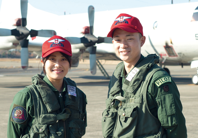 海上自衛隊の勤務風景